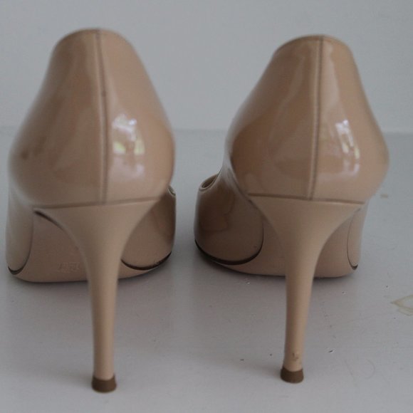 Gianvito Rossi Patent Leather Cream Nude Tan Stiletto Pumps Heels Size 37 - Picture 5 of 9